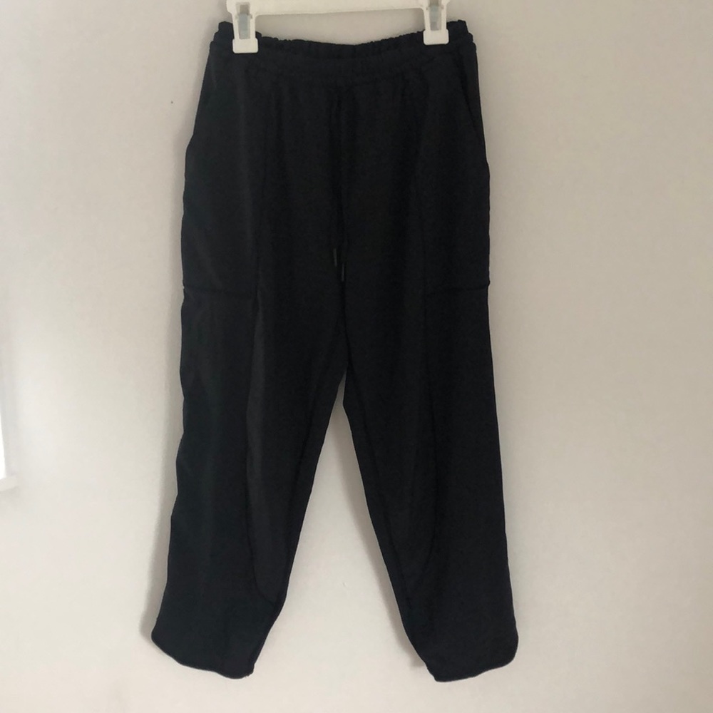 Lululemon Crop Joggers
